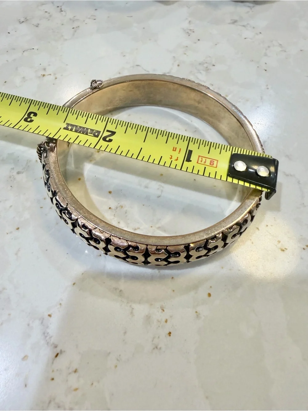 Textured Silver-Tone Patterned Women’s Bangle Bracelet